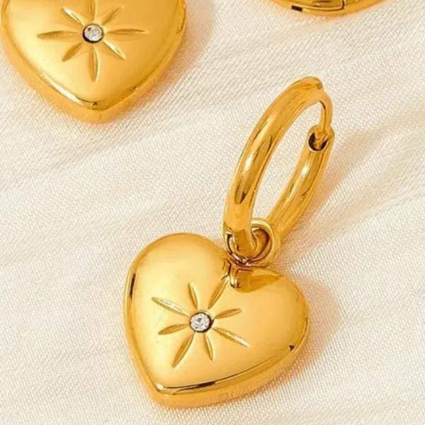 Gold_Star_Heart_Earrings_For_Women